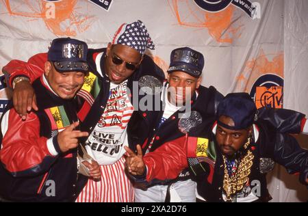 **FICHIER PHOTO** frère Marquis de 2 Live Crew est décédé. Fresh Kid Ice, Luther 'Luke' Campbell, Brother Marquis et Mr. Mixx de 2 Live Crew aux MTV Video Music Awards 1990 6 septembre 1990 crédit : Ralph Dominguez/MediaPunch Banque D'Images