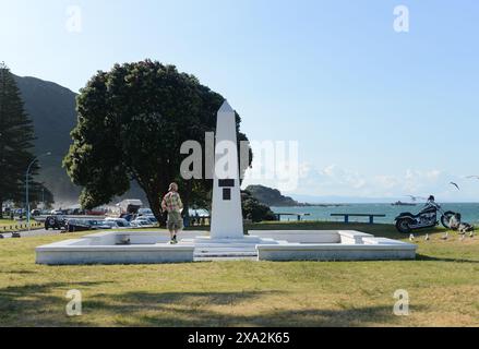 Mémorial de la seconde Guerre mondiale au mont Manganui, Tauranga, Nouvelle-Zélande. Banque D'Images