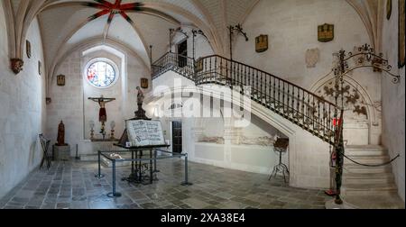 Burgos, Espagne - 14 avril 2024 : vue de la chapelle du Corpus Christi à l'intérieur de la cathédrale de Burgos Banque D'Images