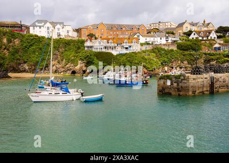 Port et plage de Newquay. Cornouailles, Angleterre Banque D'Images