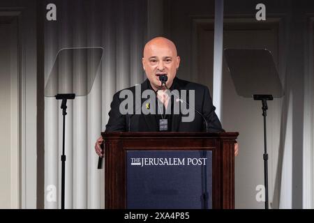 New York, États-Unis. 03 juin 2024. David Draiman de Disturbed parle lors de la conférence du Jerusalem Post au 583 Park Avenue à New York (photo de Lev Radin/Pacific Press) crédit : Pacific Press Media production Corp./Alamy Live News Banque D'Images