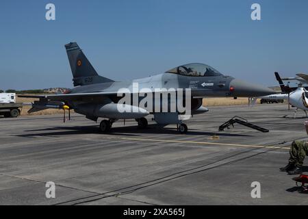 Avion de chasse F-16 de l'armée de l'air roumaine Banque D'Images