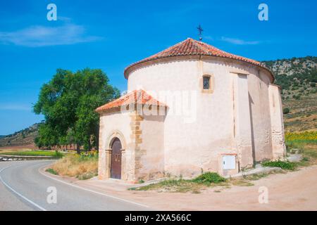 L'église. Saelices de la Sal, province de Guadalajara, Castille La Manche, Espagne. Banque D'Images