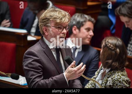 Paris, France. 04 juin 2024. Député français du groupe ' '  , intervient lors d'une séance de questions au gouvernement à l'Assemblée nationale à Paris le 4 juin 2024. Photo de Firas Abdullah/ABACAPRESS. COM Credit : Abaca Press/Alamy Live News Banque D'Images