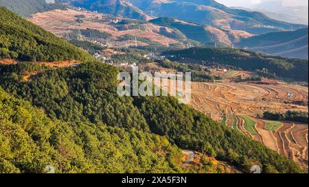 Vue panoramique de Damakan dans le district de Dongchuan, ville de Kunming, Yunnan, Chine Banque D'Images