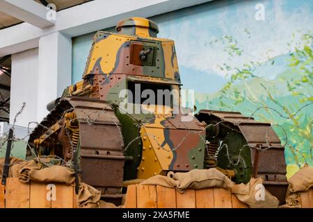 Char Renault FT Tank au Musée des véhicules blindés à Saumur, France Banque D'Images