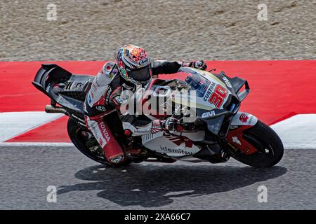 3 juin 2024 ; Autodromo Internazionale del Mugello, Scarperia e San Piero, Florence, Italie ; Journée des essais MotoGP italiens 2024 ; Takaaki Nakagami sur sa moto LCR Honda Banque D'Images