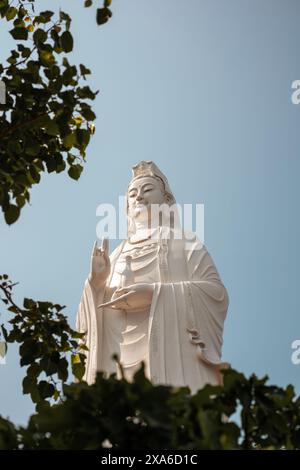 La statue de Dame Bouddha à Da Nang, Vietnam. Banque D'Images
