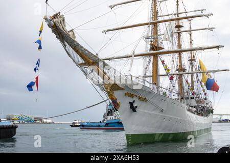 Le navire d'entraînement ARC Gloria et navire amiral officiel de la marine colombienne Banque D'Images