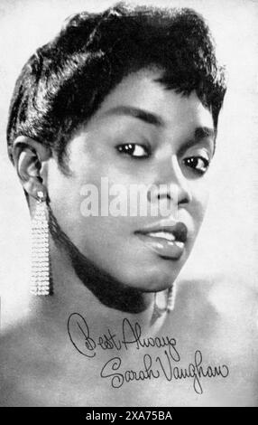 Sarah Vaughan, jazz, chanteuse, femme, souvenir, carte postale, collection, vintage, classique, historique, années 1960 Banque D'Images