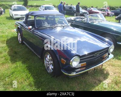 Triumph TR6 exposé à la foire du comté de Magheragall 2024 Banque D'Images