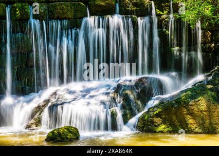 Cascade de Geratser, près de Rettenberg, Allgaeu, Bavière, Allemagne Banque D'Images