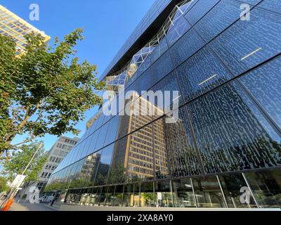 Bürogebäude der Axel Springer se à Berlin 05.06.2024 *** Axel Springer se immeuble de bureaux à Berlin 05 06 2024 Banque D'Images