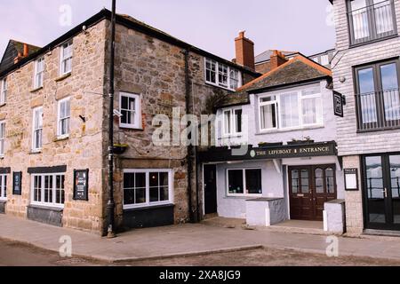 The Lifeboat Inn, Wharf Road, équipé Ives, Cornwall, England, ROYAUME-UNI, 2024 Banque D'Images