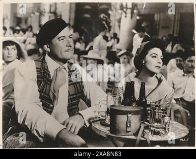 Le Soleil se lève aussi (20th Century Fox, 1957). Hemingway. Avec Tyrone Power, Ava Gardner, Mel Ferrer, Errol Flynn, Eddie Albert, Juliette Greco, Greg Banque D'Images