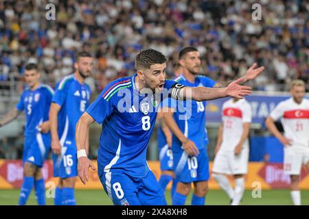 Bologne, Italie. 04 juin 2024. Stadio Renato Dall'Ara, Bologne, Italie - Jorginho d'Italie pendant le match amical de football, Italie vs Turkiye, 4 juin 2024 (photo par Roberto Ramaccia/Sipa USA) crédit : Sipa USA/Alamy Live News Banque D'Images