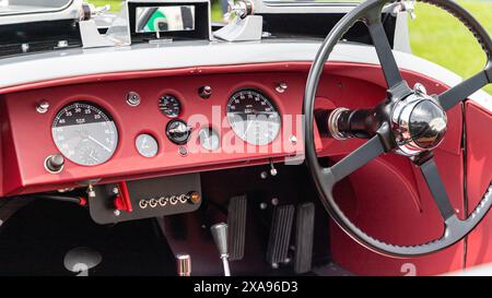 Jaguar XK120 au concours de Londres 2024 Banque D'Images