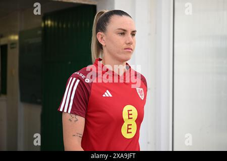 POZNAN, POLOGNE - 04 JUIN 2024 : Gemma Evans du pays de Galles lors du match de qualification de la Ligue B de l'UEFA Women's Euro 2025 entre les femmes ukrainiennes et les femmes du pays de Galles au Stadion Miejski W Grodzisku en Pologne le 4 juin 2024. (Photo par Ashley Crowden/FAW) Banque D'Images