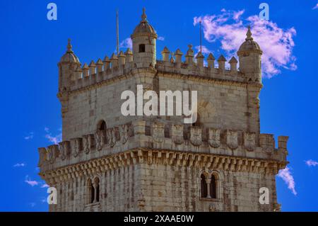 Tour de Belem, l'un des sites les plus emblématiques et photographiés de toute Lisbonne, style manuel portugais Banque D'Images