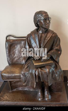 Mère du mouvement des droits civiques Rosa Parks sculpture Musée Rosa Parks à Montgomery Alabama Banque D'Images