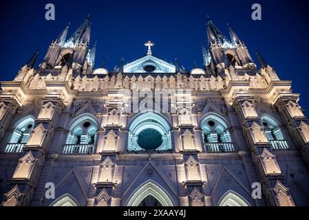 Cathédrale Santa Ana, construite dans un style néo-gothique, place centrale, Santa Ana, El Salvador Banque D'Images