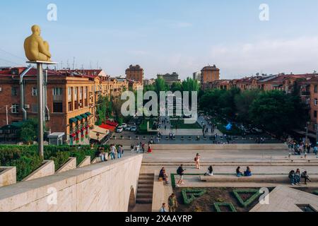 La vue depuis le complexe des Cascades, Erevan, Arménie (Hayastan), Caucase, Asie centrale, Asie Banque D'Images