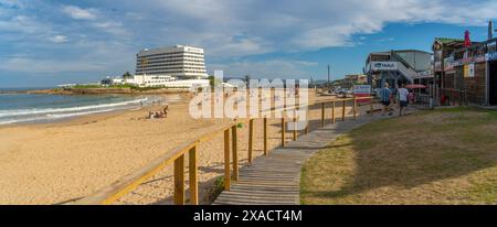 Vue de l'hôtel et du bar de plage à Central Beach dans la baie de Plettenberg, Plettenberg, Garden route, Western Cape Province, Afrique du Sud, Afrique Copyright : FRA Banque D'Images