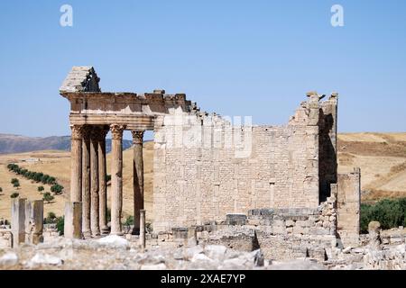 Temple Capitole de Jupiter, Dougga romain ou Thugga, ancienne cité romaine, Teboursouk, gouvernorat de Beja, Tunisie Banque D'Images