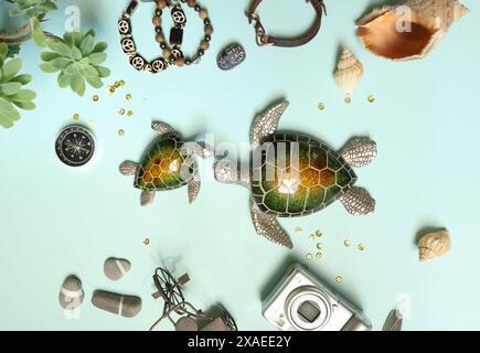 Voyages et vacances. Objets nautiques et vintage sur fond pour la conception. Modèle. Banque D'Images