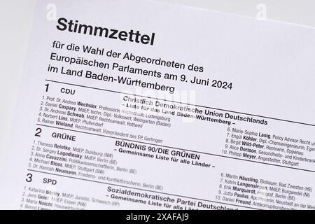 Allemagne - mai 2024 : bulletin de vote allemand pour les élections au Parlement européen. Bundestagswahl en allemand Banque D'Images