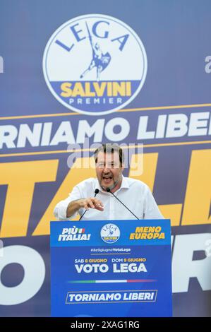 Rome, Italie. 6 juin 2024. MATTEO SALVINI, vice-premier ministre du gouvernement Meloni et ministre des infrastructures, lors de son rassemblement électoral dans la manifestation politique pour la clôture de la campagne électorale pour les élections européennes du parti Lega à Rome. (Crédit image : © Marcello Valeri/ZUMA Press Wire) USAGE ÉDITORIAL SEULEMENT! Non destiné à UN USAGE commercial ! Banque D'Images