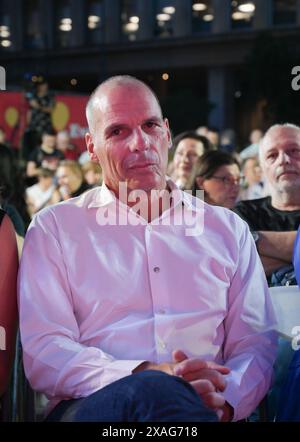 Athènes, Grèce. 04 juin 2024. Le fondateur et chef du parti MeRA25 Yanis Varoufakis assiste au rassemblement final du parti avant les élections européennes. L'Europe devrait organiser des élections législatives entre le 6 et le 9 juin. (Photo de Dimitris Aspiotis/Pacific Press) crédit : Pacific Press Media production Corp./Alamy Live News Banque D'Images