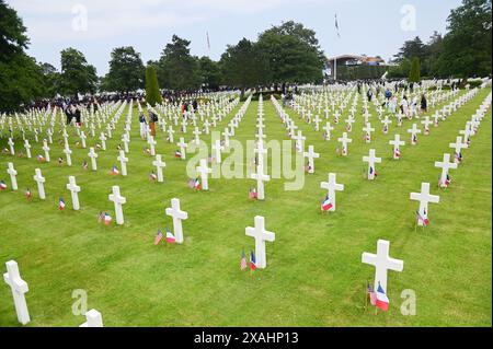 France. 06 juin 2024. Cimetière AMÉRICAIN près de Colleville-sur-mer Normandie. 06.06.2024 France (photo par Aleksy Witwicki/Sipa USA) crédit : Sipa USA/Alamy Live News Banque D'Images