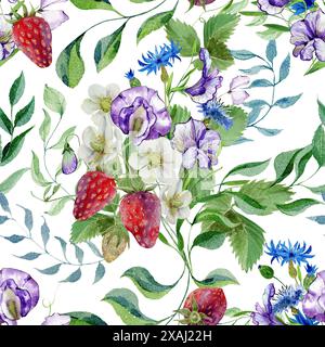 pois doux et fleurs de bleuet dans un bouquet avec des fraises mûres, des bourgeons et du feuillage, sans couture Banque D'Images