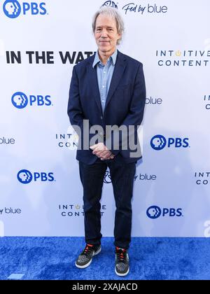 Los Angeles, États-Unis. 06 juin 2024. LOS ANGELES, CALIFORNIE, États-Unis - JUIN 06 : David E. Kelley arrive à la première de Los Angeles de la saison 1 de PBS (public Broadcasting Service) 'Hope in the Water' qui s'est tenue à l'Academy Museum of Motion Pictures le 6 juin 2024 à Los Angeles, Californie, États-Unis. (Photo de Xavier Collin/image Press Agency) crédit : image Press Agency/Alamy Live News Banque D'Images