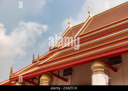 Une photo de la salle Wihan Phra Mongkhon Bophit du temple Wat Phra si Sanphet. Banque D'Images