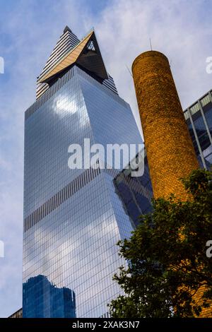 The Edge, Manhattan, NYC, États-Unis. La meilleure vue de 1100 pieds est le point d'observation le plus élevé de Manhattan. Banque D'Images
