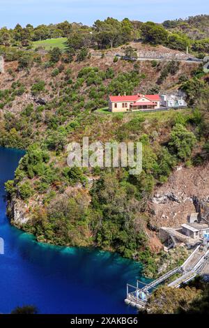 Blue Lake (Warwar), est un lac de cratère du Mont Gambier. Ce complexe maar alias Berrin est entouré par la ville de Mount Gambier, le deuxième i peuplé Banque D'Images