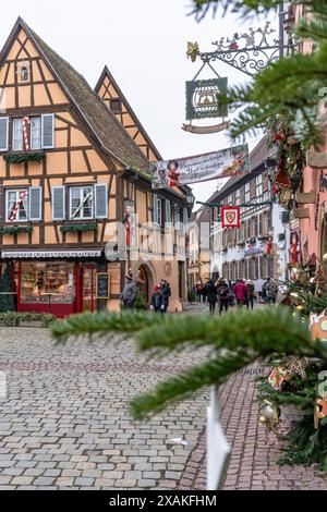 Europe, France, Grand est, Alsace, Eguisheim, ambiance de Noël dans la vieille ville d'Eguisheim Banque D'Images