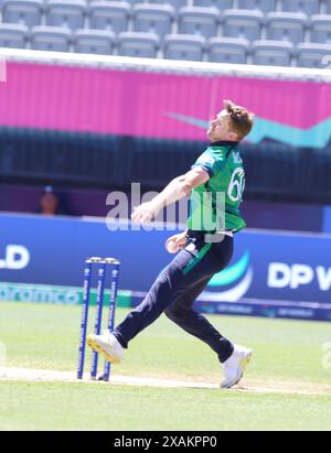 East Meadow, New York, États-Unis. 7 juin 2024. NewYork, États-Unis. 7 juin 2024.Coupe du monde de cricket masculin ICC. Canada c. IRLANDE . Le Canada a fait 137 pour 7 sur 20. Au Nassu County International Cricket Stadium, East Meadow, NY. L'Irlande a besoin de 138 balles en 120. Dans l'image (crédit image : © Seshadri Sukumar/ZUMA Press Wire) USAGE ÉDITORIAL SEULEMENT! Non destiné à UN USAGE commercial ! Banque D'Images