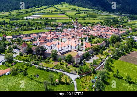 Vue aérienne de Glurns-Glorenza, Vinschgau-Val Venosta, Haut-Adige-Tyrol du Sud, Italie Banque D'Images