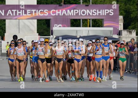 Roma, Italie. 29 mai 2024. Départ de la 20km Race Walk Femminile lors de la 26ème édition des Championnats d'Europe d'athlétisme de Rome 2024 au stade Olympique de Rome, Italie - vendredi 7 juin 2024 - Sport, Athlétisme (photo Fabrizio Corradetti/LaPresse) crédit : LaPresse/Alamy Live News Banque D'Images