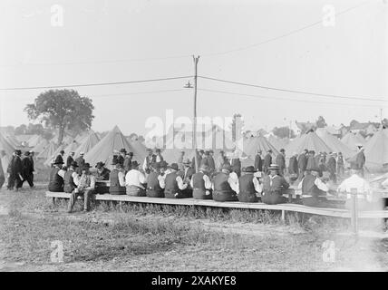Gettysburg - vétérinaires. au mess, 1913. Montre la Réunion de Gettysburg (la Grande Réunion) de juillet 1913, qui commémore le 50e anniversaire de la bataille de Gettysburg. Banque D'Images