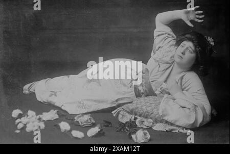 Bettine Freeman, 1913 ans. Montre la chanteuse d'opéra Bettina Freeman dans une représentation de Madame Butterfly de Puccini. Banque D'Images