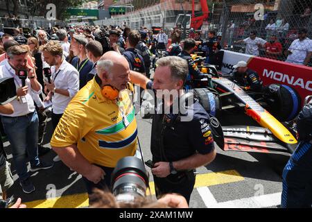 Monte-Carlo, Monaco. 26 mai 2024. Rob Marshall (McLaren Formula 1 Team), Christian Horner (GBR, Oracle Red Bull Racing), Grand Prix de F1 de Monaco sur le circuit de Monaco le 26 mai 2024 à Monte-Carlo, Monaco. (Photo de HOCH Zwei) crédit : dpa/Alamy Live News Banque D'Images