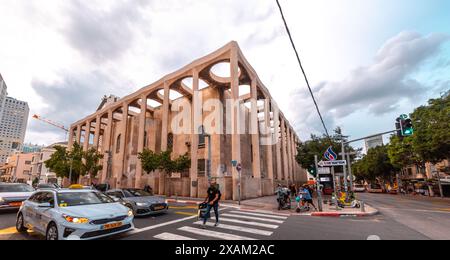 Tel Aviv, Israël - 3 octobre 2023 - la Grande Synagogue de tel Aviv, située rue Allenby, tel Aviv. Le bâtiment a été conçu par Yehuda Magidov Banque D'Images