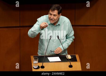 Mexico, Mexique. 06 juin 2024. Le député Gerardo Fernandez Noroña, souligne le triomphe de la candidate à la présidence Claudia Sheinbaum Pardo, lors de son discours lors de la session législative de la Commission permanente du Congrès de l'Union. Le 6 juin 2024 à Mexico, Mexique. (Photo de Luis Barron/Eyepix Group/Sipa USA) crédit : Sipa USA/Alamy Live News Banque D'Images