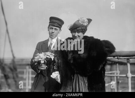 Mary Garden et Flower Boy??, entre c1910 et c1915. Banque D'Images