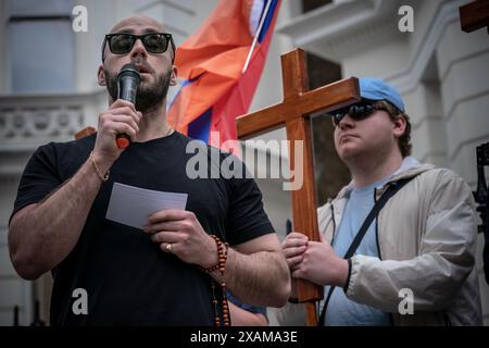 Protestation contre la persécution des chrétiens arméniens en Azerbaïdjan. Ambassade de la République d'Azerbaïdjan à Londres, Royaume-Uni. Banque D'Images