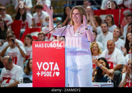 Politique 2024 : cérémonie de clôture de la campagne électorale du PSOE pour le Parlement européen Teresa Ribera, candidate du PSOE pour les élections au Parlement européen, vue lors de la cérémonie de clôture de la campagne électorale du parti PSOE pour les élections du Parlement européen le 7 juin 2024, à Madrid, en Espagne. Fuenlabrada Polideportivo Fernando Martin Madrid Espagne Copyright : xAlbertoxGardinx AGardin Pol EE PSOE 07Jun24 099 Banque D'Images